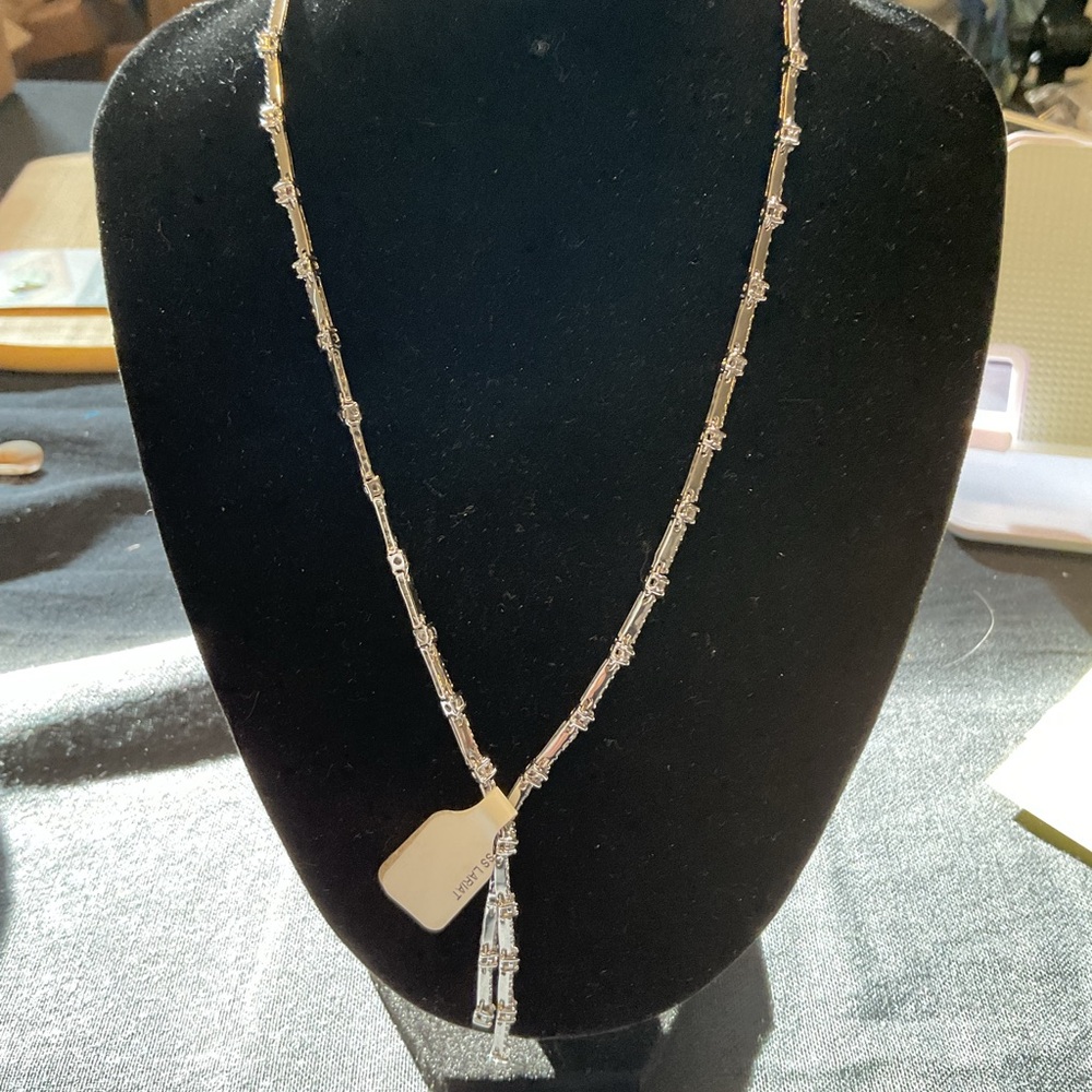 Elegant Silver Necklace